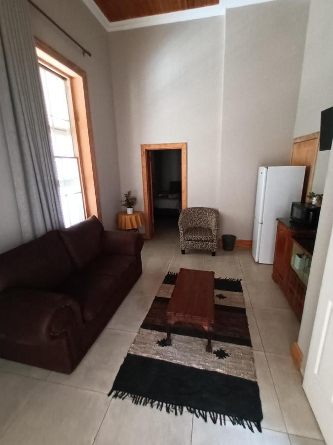 Featherhouse Colesberg Rum bild
